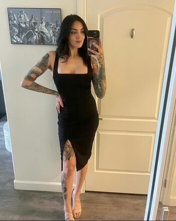 Full leaked Wisalallen page private onlyfans photo