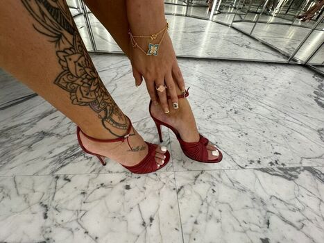 Full leaked Woah vicky private onlyfans photo