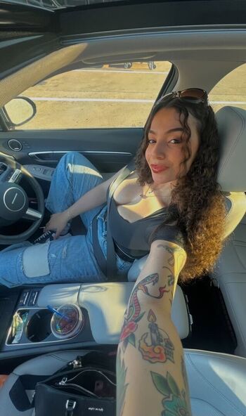 Full leaked Woahh emily private onlyfans photo