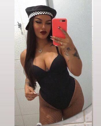 Full leaked Women in bikinis private onlyfans photo