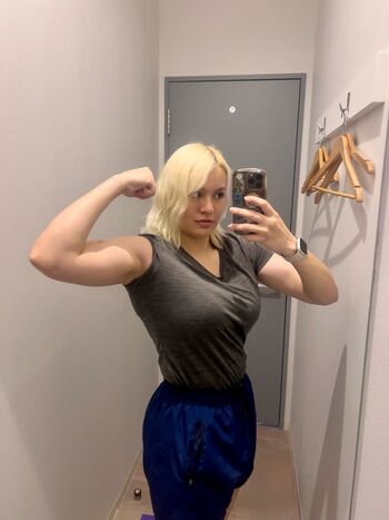 Full leaked Womenjoshi page private onlyfans photo