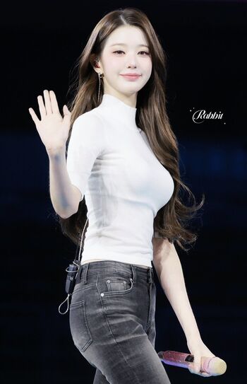 WomenK-pop