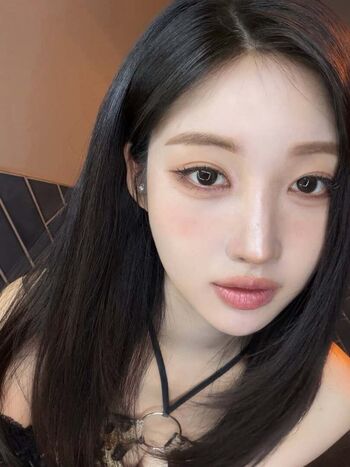 WomenK-pop