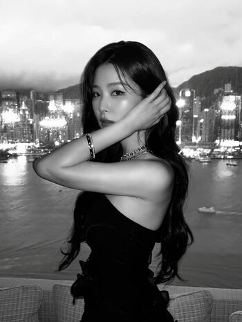 Full leaked Womenk pop page private onlyfans photo
