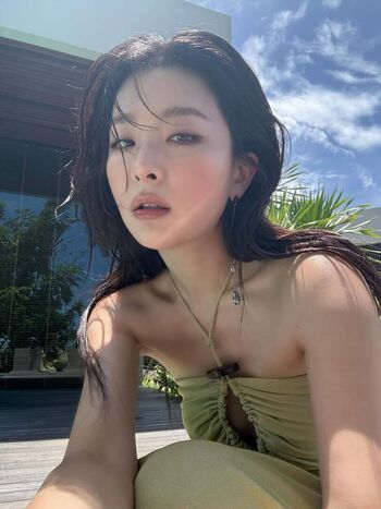 Full leaked Womenk pop page private onlyfans photo