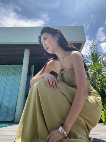 Full leaked Womenk pop page private onlyfans photo
