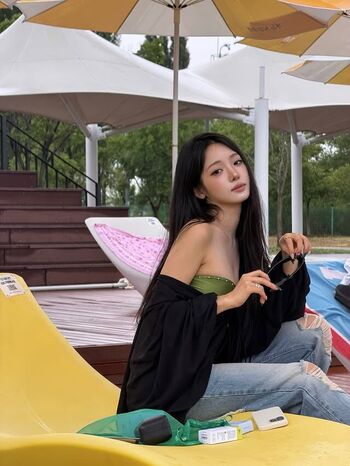 Full leaked Womenk pop private onlyfans photo