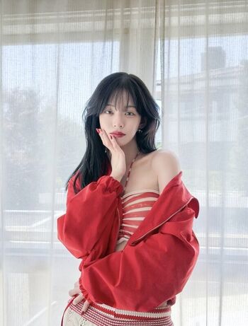 Full leaked Womenk pop page private onlyfans photo