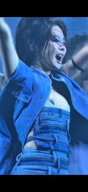 Full leaked Womenk pop page private onlyfans photo