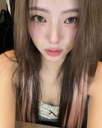 WomenK-pop