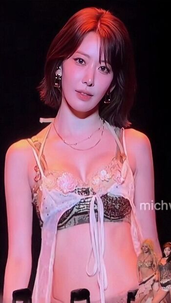 Full leaked Womenk pop page private onlyfans photo