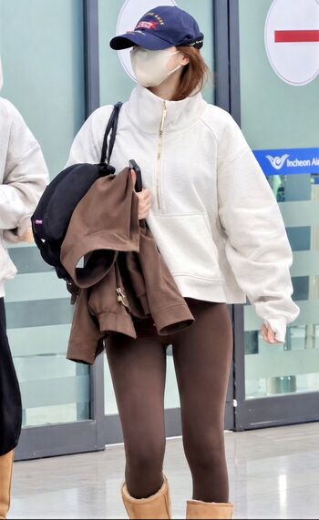 WomenK-pop