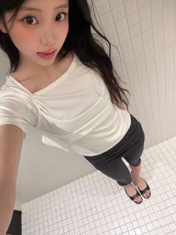 Full leaked Wonhee private onlyfans photo