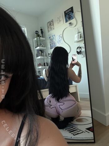 Full leaked Wuvkyu private onlyfans photo