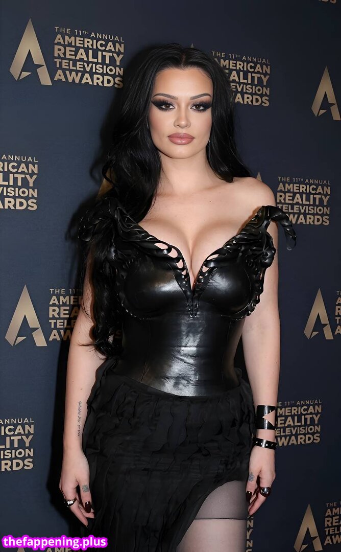 WWE Paige / https: Nacktes OnlyFans Foto #8