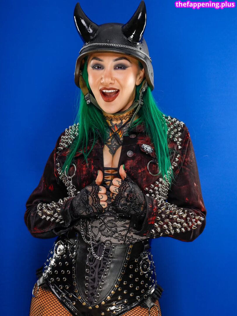 Shotzi Blackheart / ShotziWWE / WWE Shotzi Fotografie OnlyFans Dezbrăcată #368