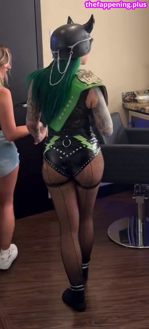 Shotzi Blackheart / ShotziWWE / WWE Shotzi Çıplak OnlyFans Fotoğrafı #419