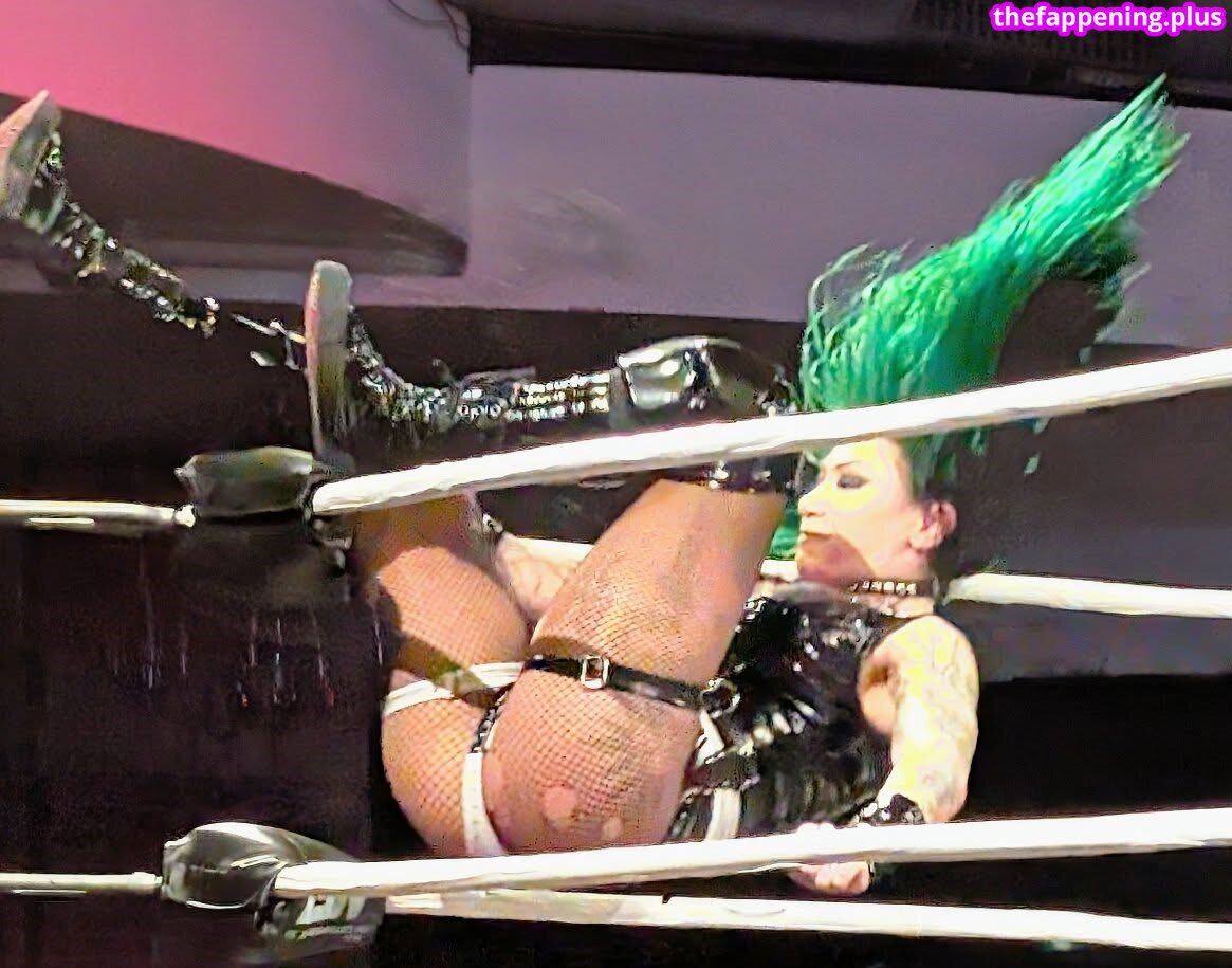 Shotzi Blackheart / ShotziWWE / WWE Shotzi Naken OnlyFans Foto #455