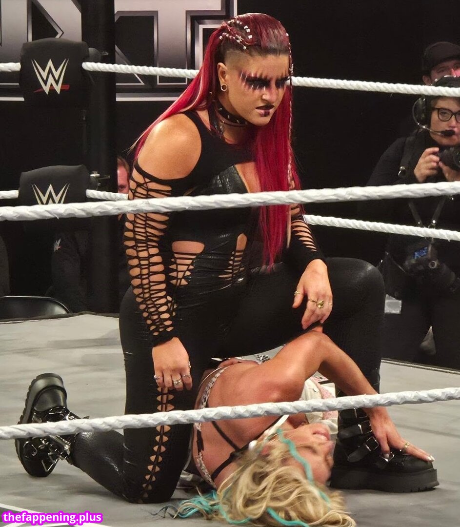 WWE Zaria / https: / zariawwe_ Naken OnlyFans Foto #92