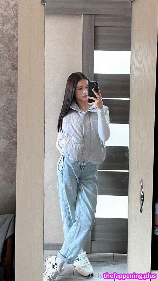 https: / siwaaihaozhe666 / wwwvvv / wwwvvv.v Çıplak OnlyFans Fotoğrafı #1