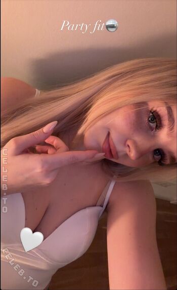 Full leaked Xmiaa private onlyfans photo