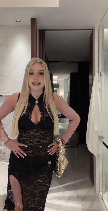 Full leaked Xmiaa private onlyfans photo