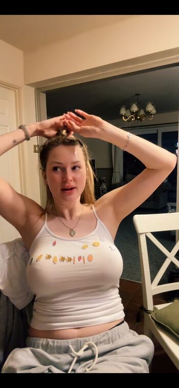 Full leaked Xcassandracx private onlyfans photo