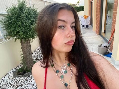 Full leaked Xemilyhayess private onlyfans photo