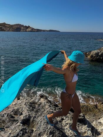 Full leaked Xenia adonts private onlyfans photo