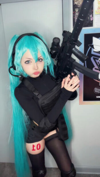 Full leaked Xenluvsmiku page private onlyfans photo