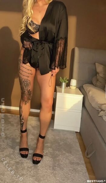 xlaura412