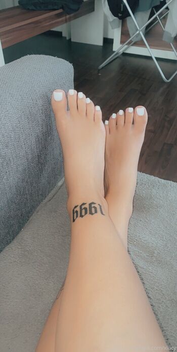 Full leaked Xlucy  page private onlyfans photo