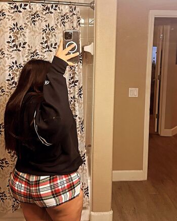 Full leaked Xoxosissalle private onlyfans photo