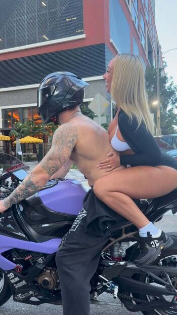Full leaked Xstellabellax private onlyfans photo