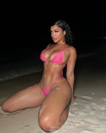 Full leaked Xttiona private onlyfans photo