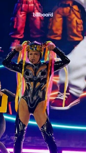 Xuxa Meneghel