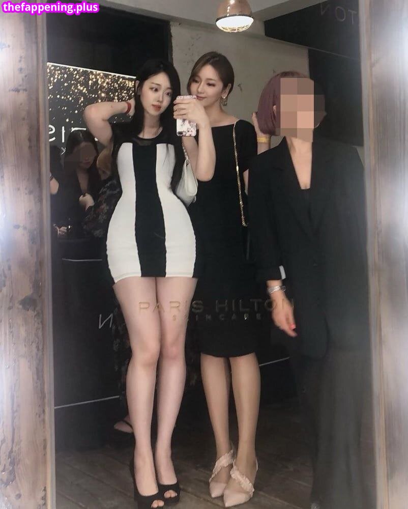 iamnobody89757 / xxapple / xxapple_e.official / xxapple_e2 / xxapplee_kr Nude OnlyFans Photo #93