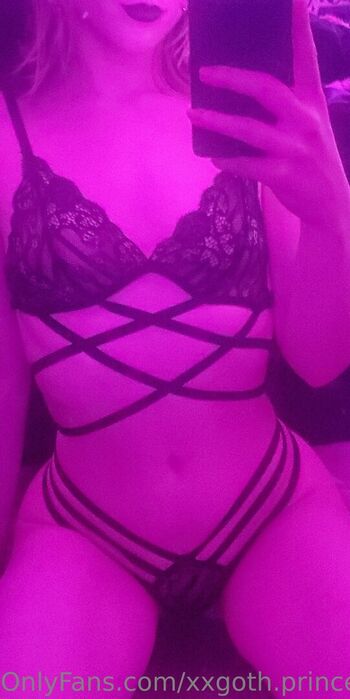 Full leaked Xxgoth princessxx private onlyfans photo