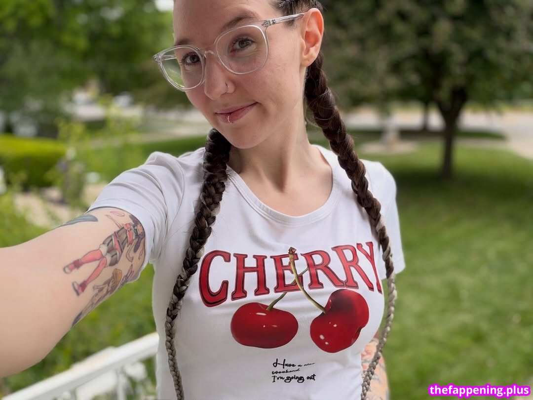 XxmoneythingxX / https: Фото оголеного OnlyFans #46