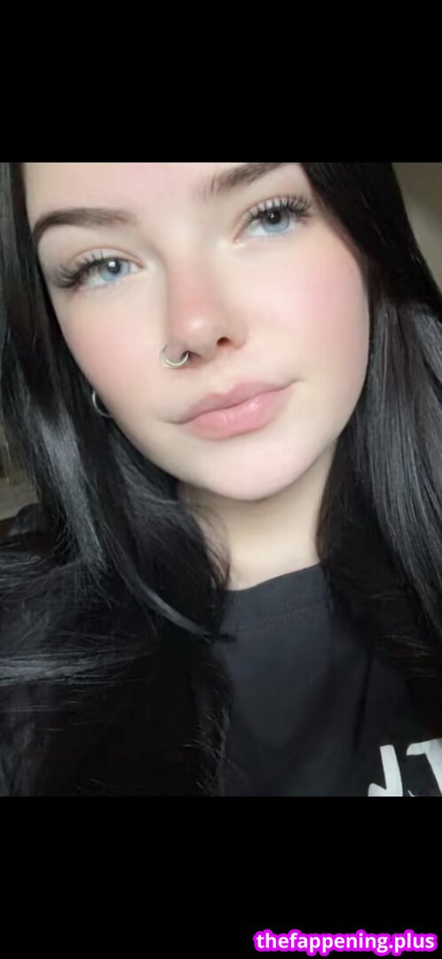 xolilayexo / xxo_oxxoo Foto OnlyFans Nuda #5