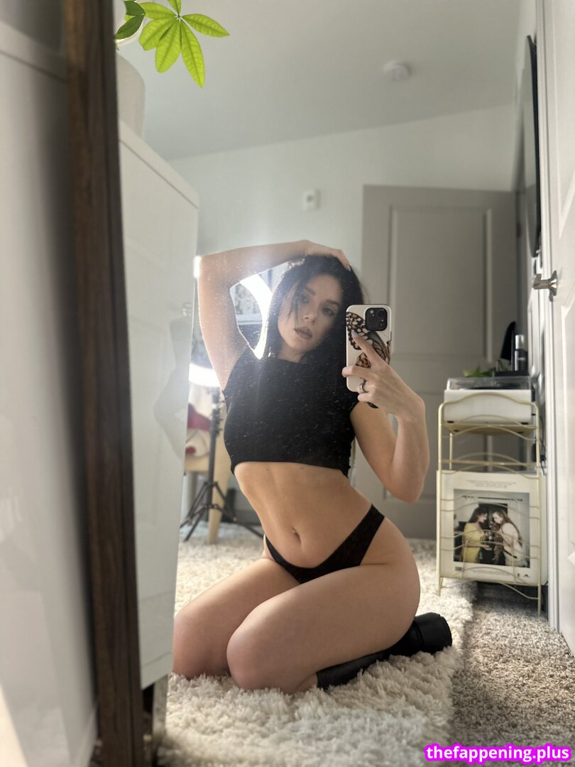 Xxraeted / mrs.whistlindiesel / raeted_ Фото оголеного OnlyFans #45