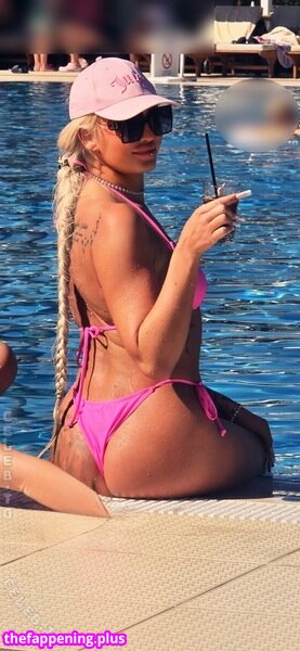 lunayourfavbarbie / xxsavagebarbiexx / xxsavagexbarbiexx ヌードOnlyFans写真 #1