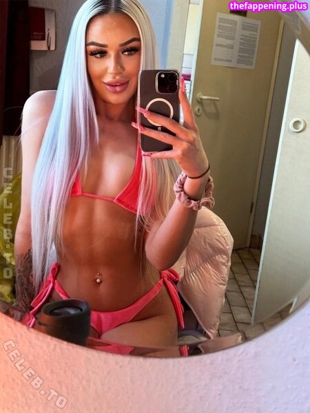 lunayourfavbarbie / xxsavagebarbiexx / xxsavagexbarbiexx Foto OnlyFans Nuda #4