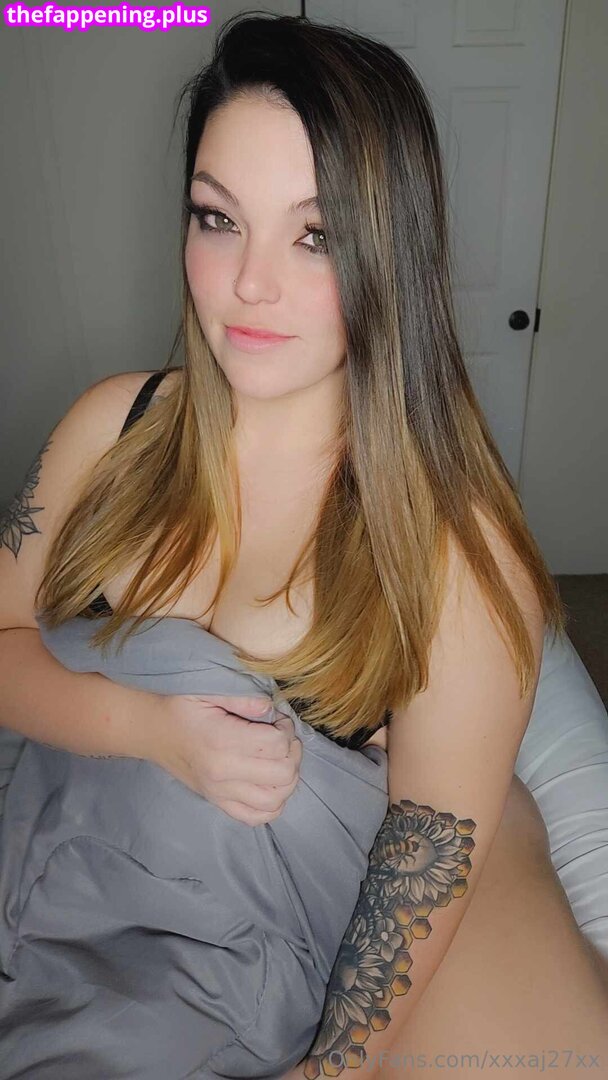 xxajxx7 / xxxaj27xx Φωτογραφία Γυμνών OnlyFans #11