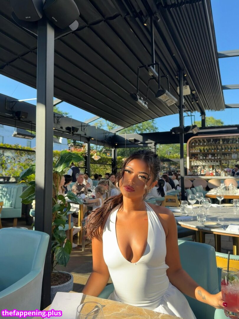 Hampshire / Surrey / chloesmithy / pegasuspills / xboofx / xxxprincess69 누드 OnlyFans 사진 #15