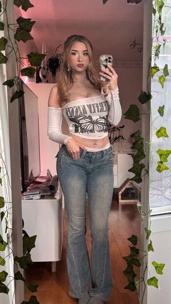 Full leaked Yaboielina private onlyfans photo