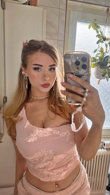 Full leaked Yaboielina page private onlyfans photo