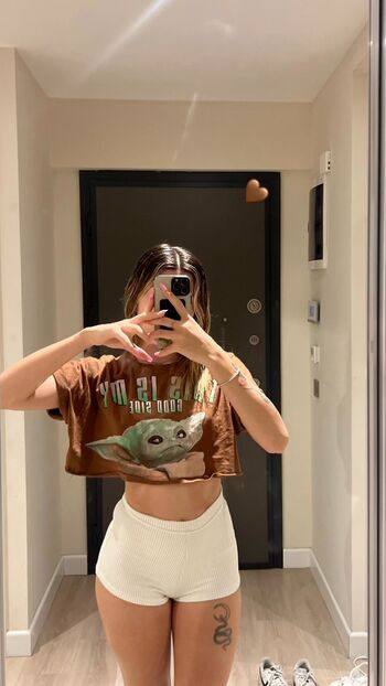 Full leaked Yagmur orgarun private onlyfans photo