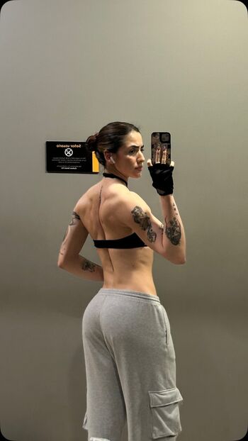 Full leaked Yai oficial private onlyfans photo