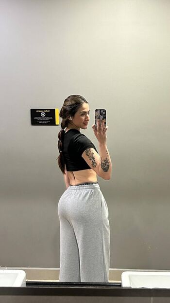 Full leaked Yai oficial private onlyfans photo